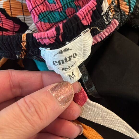 Entro Maui Floral Balloon Sleeve Tiered Midi Dress, size M - Picture 9 of 12